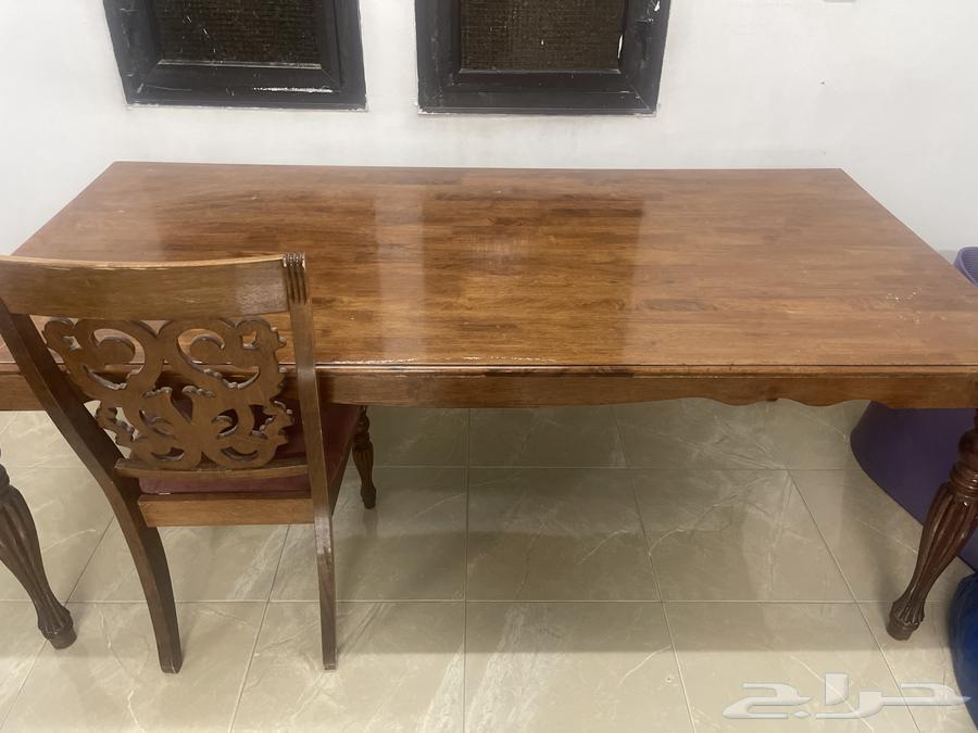 طاوله خشب مستعمله نظيفه64275792033667110