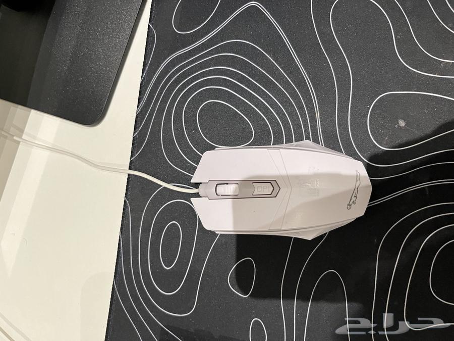 السلام عليكم ماوس كيبورد نظيف وعلى السوم ما قدرت64260028457345111