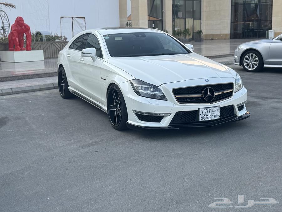 Mercedes CLS63 Tank64424595005825111