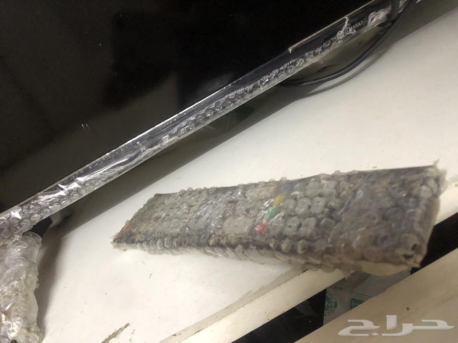 شاشه دانسات شبه جديده 32 بوصه64426174268929112