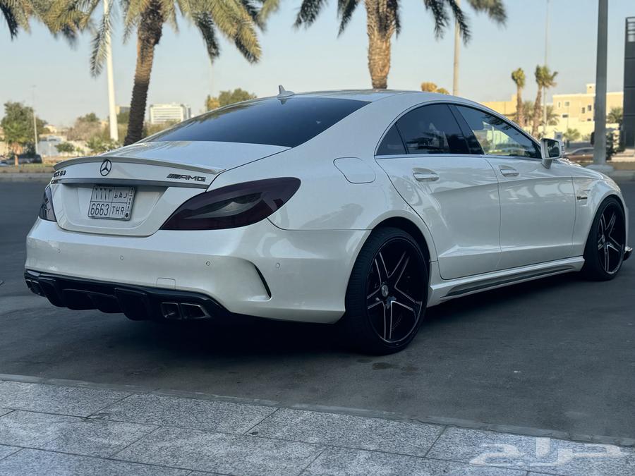 Mercedes CLS63 Tank64424595005825112