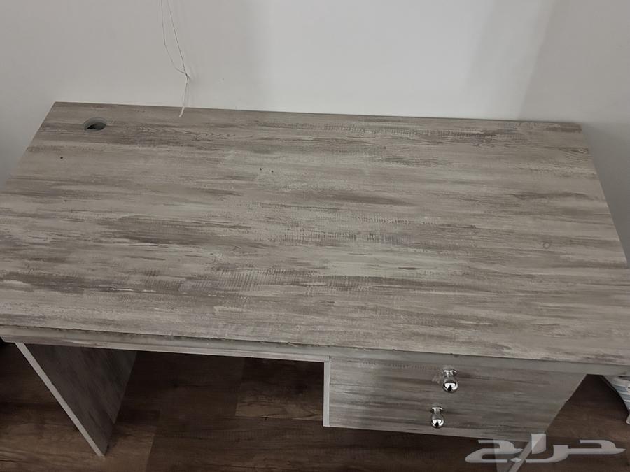 مكتب للبيع64256924840450111