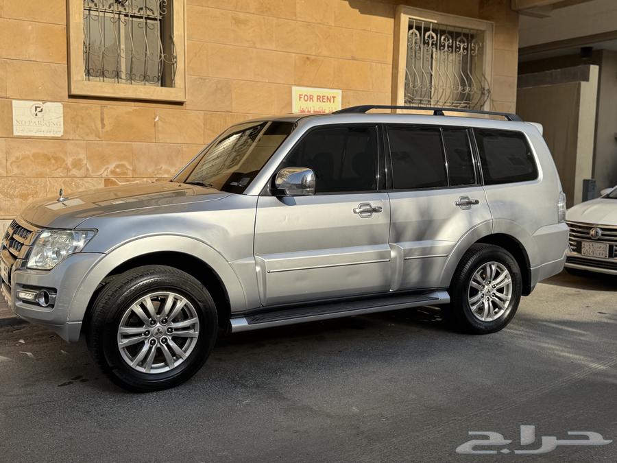 ميتسوبيشي باجرو 2016 بمحرك 3.8 لتر وبطاقه ذهبية للبيع64424638225409113