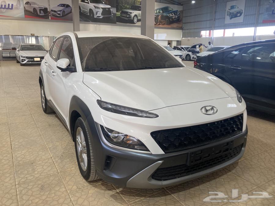 Arrival of two Kona cars, 2021 and 2022 models, with gasoline64427290758274110