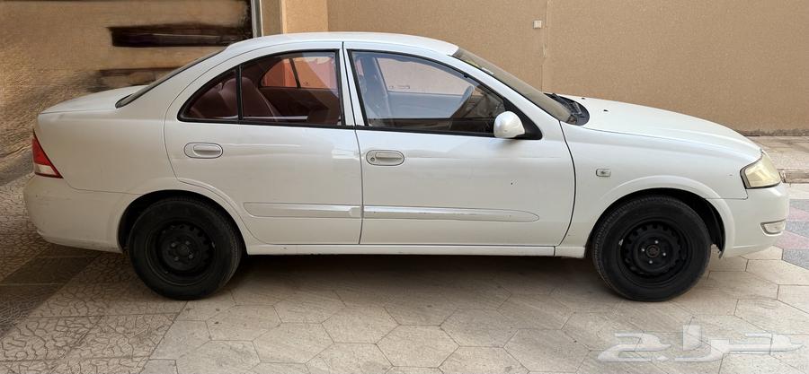 للبيع نيسان صني موديل 201164426415922179112