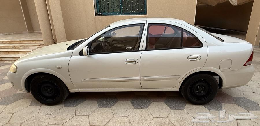 للبيع نيسان صني موديل 201164426415922179111