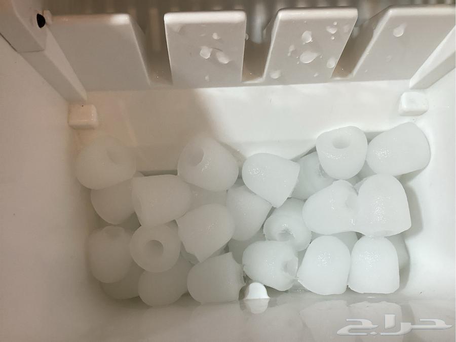 Ice maker64228938192642113