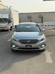 مطلوب سيارة كامري 2015 او سوناتا 2017 او كورولا 2015 بحد3064420999751043111