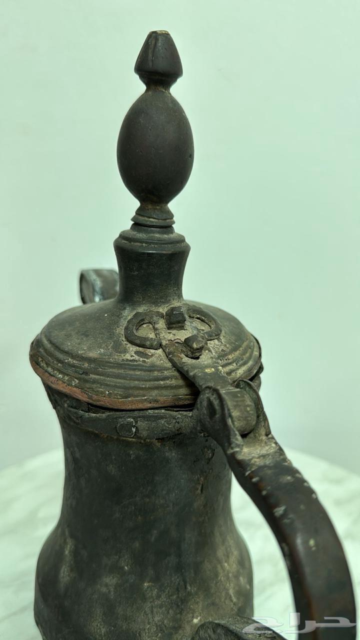 Qurayshia Al-Hesa, original and one of the oldest Hesawi incense burners with a ring64256760379393111