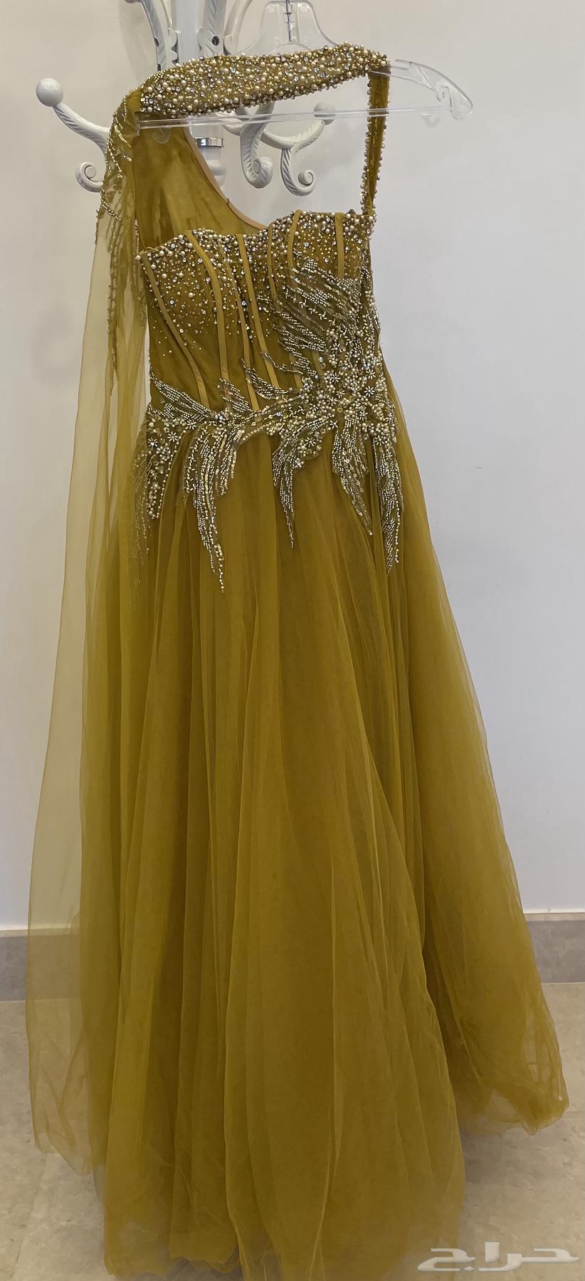 New M size dress used for only 4 hours64266130070273110