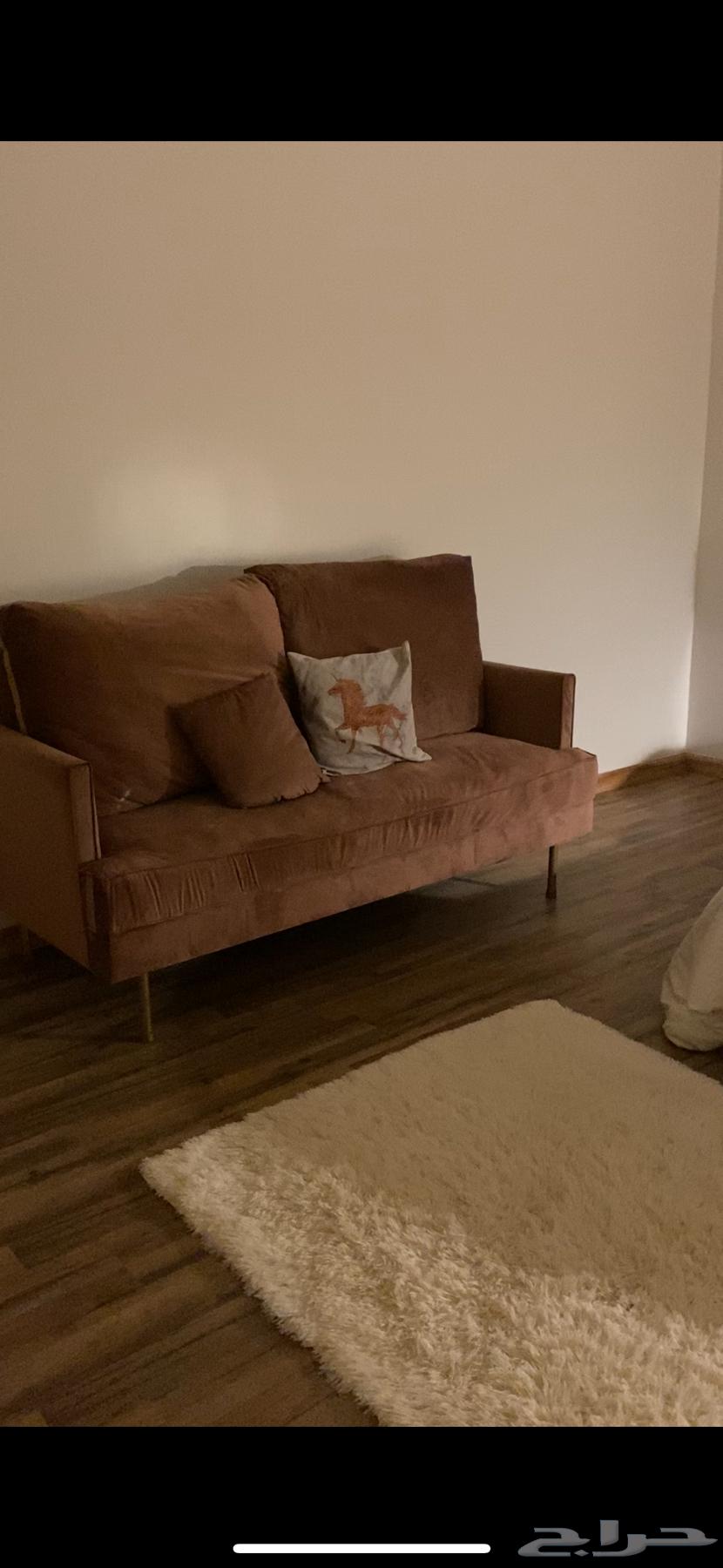 A room consisting of a semi-new bed, a new cupboard, a drawer, and next to it64257902467587111