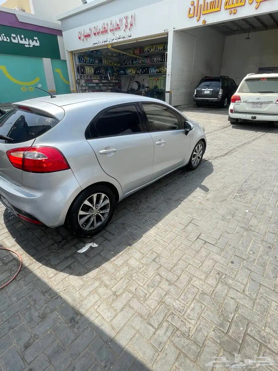 كيا ريو هاتشباك موديل 201264427223345667113