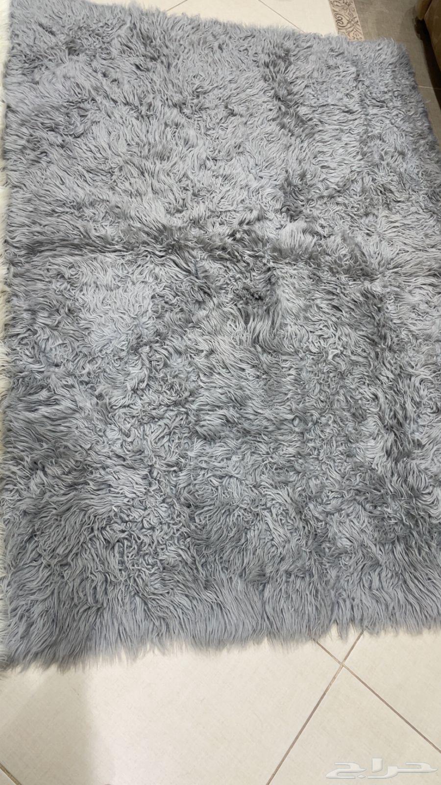 مفرش فرو لون ابيض ولون رمادي64259463466114111