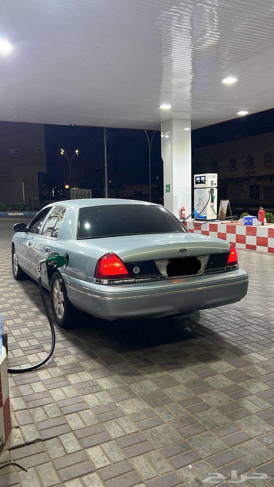 فورد فكتوريا64421296728449113