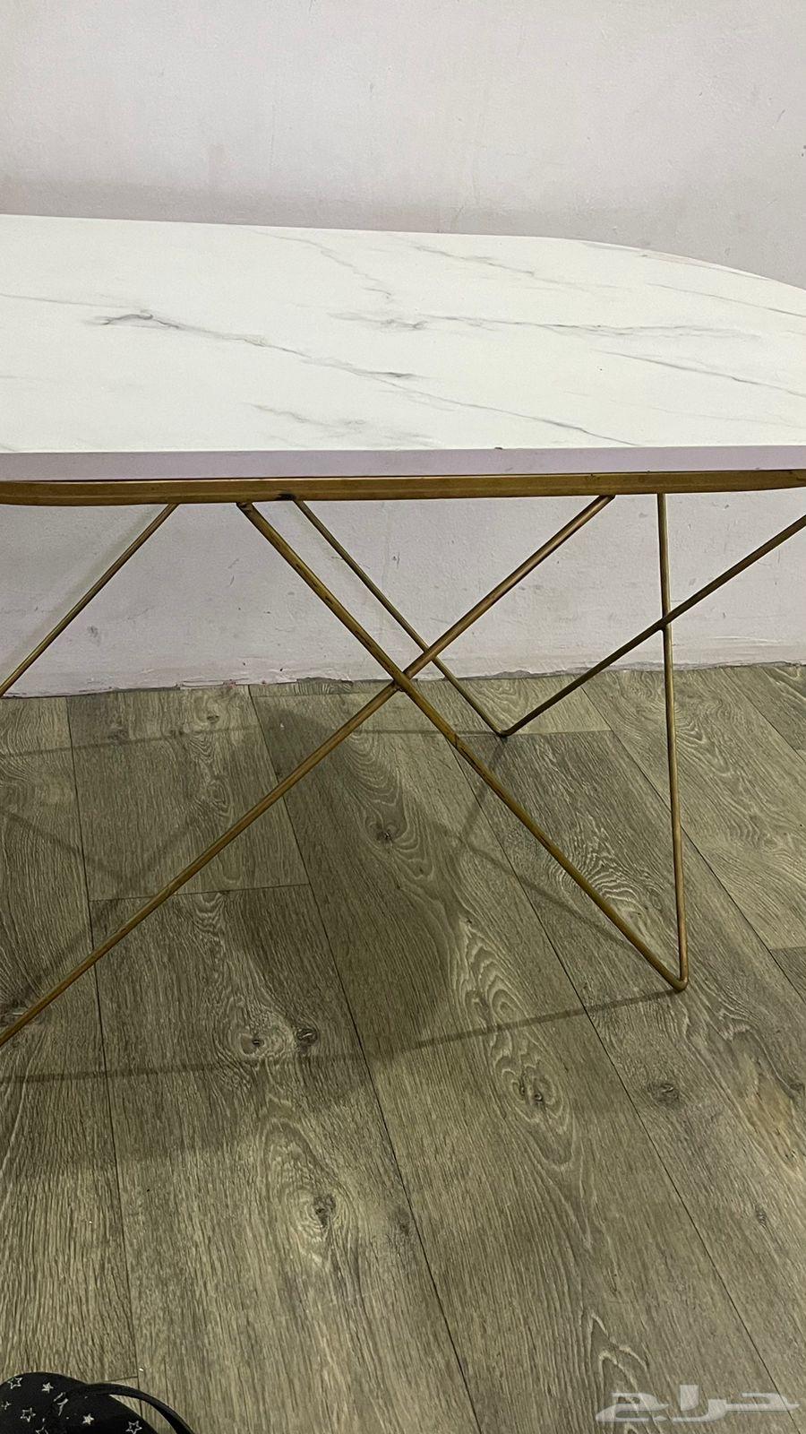 طاولة تلفزيون وطاولة خدمه للبيع64257902361473111