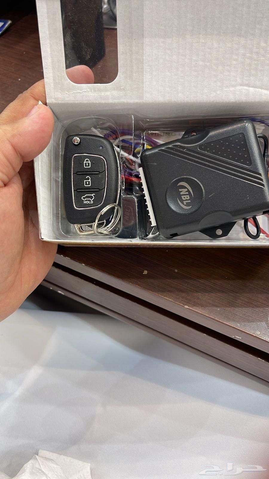 Car Alarm Remote Control for Opening and Closing64422625937795111