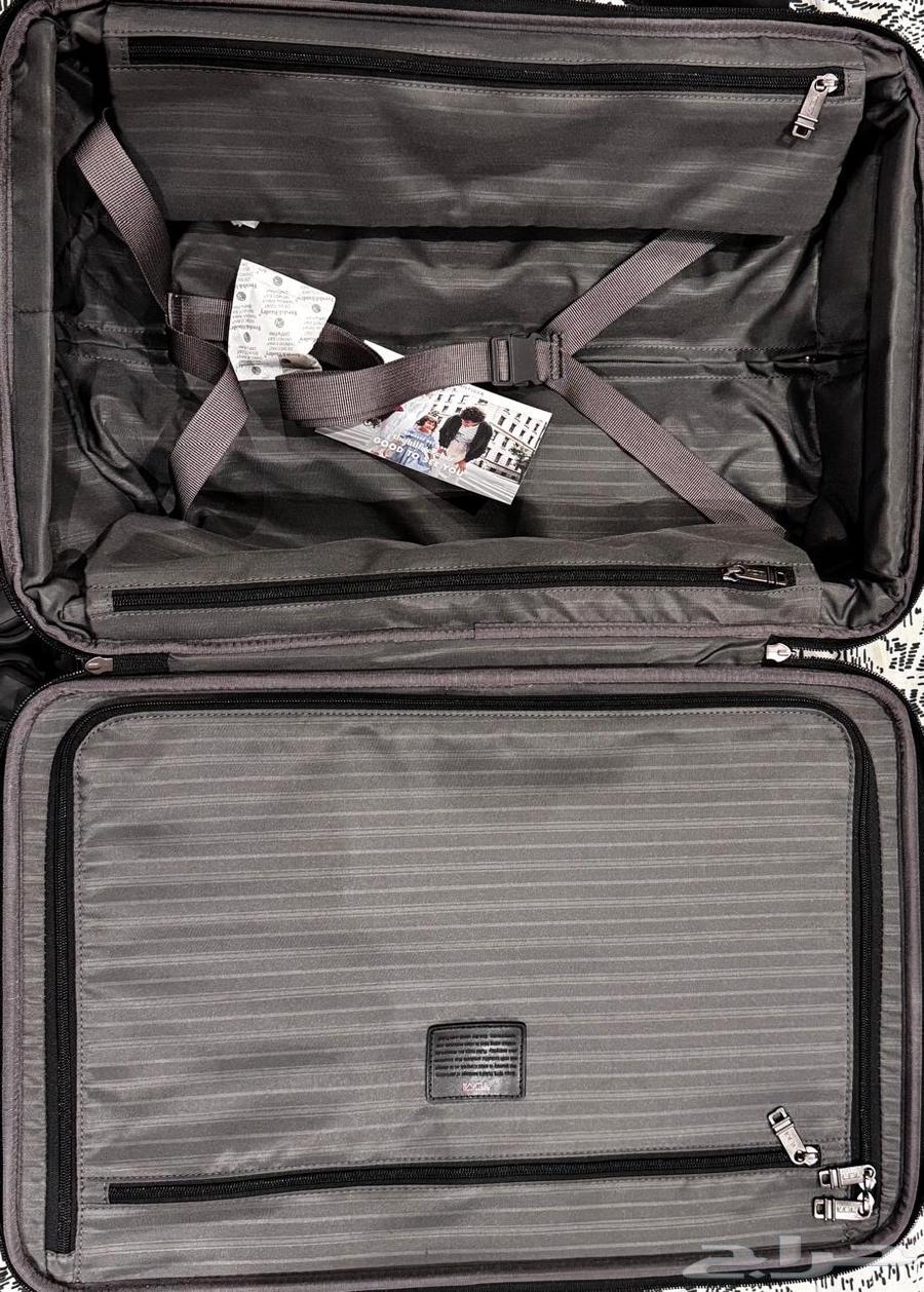 شنطه تومي64262517394689111