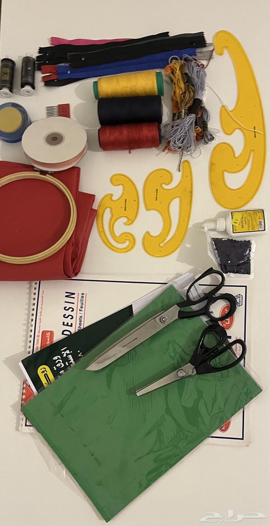 ماكينة خياطة سنجر مع كامل الأدوات64259252959361111