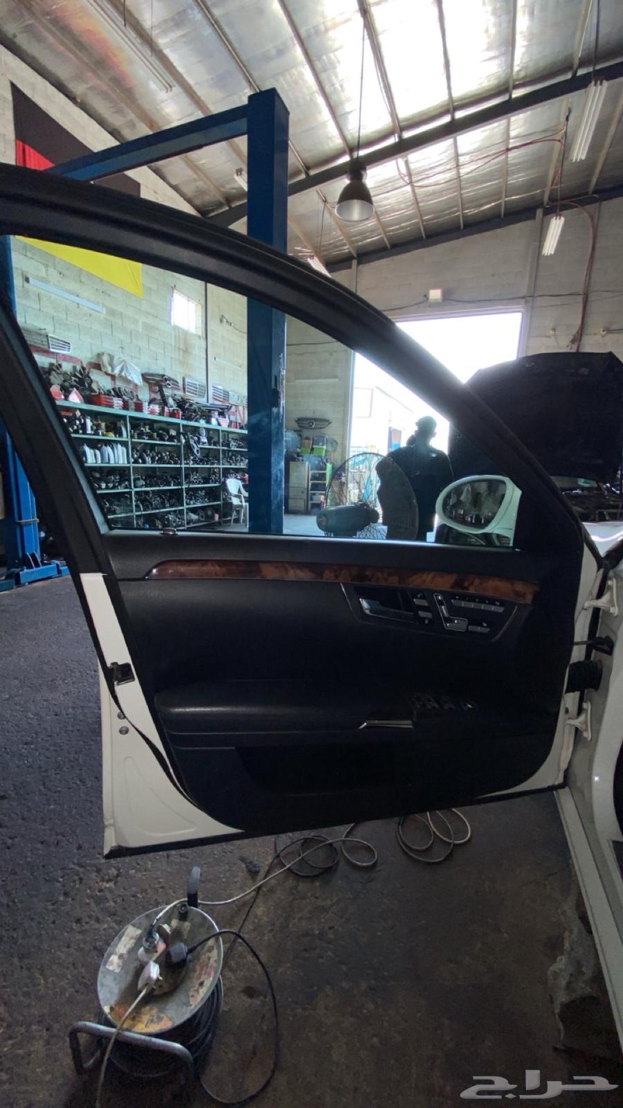 مرسدس 2006 قطع غيار كامل   الداخليه كامله كما موضح بالصوره64439623289602111