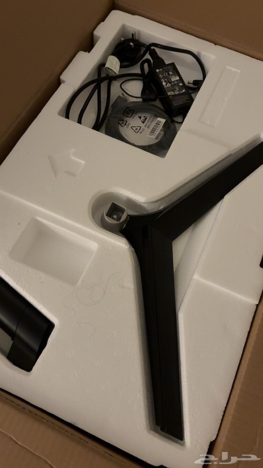 شاشه قيمنق64437625384962111