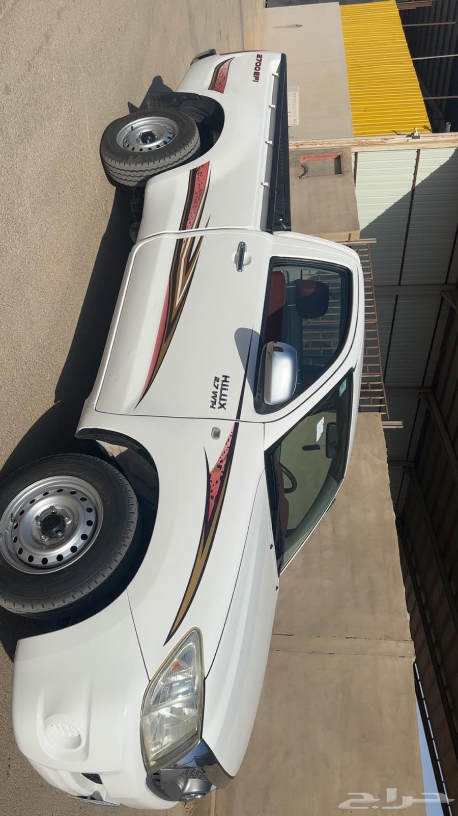 للبيع هايلوكس 2009 gl64434905011075111