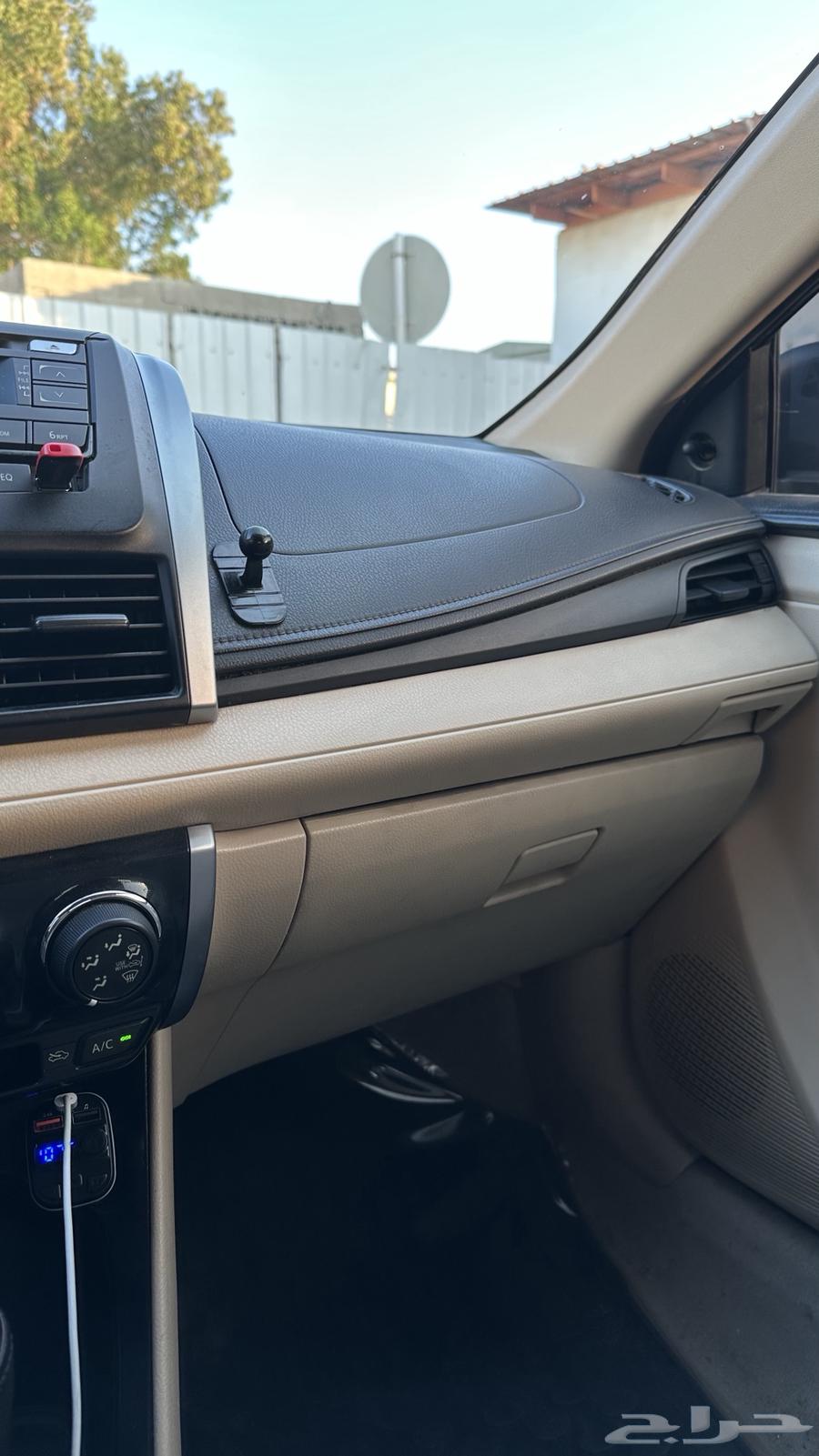 Yaris 201664428670908035114