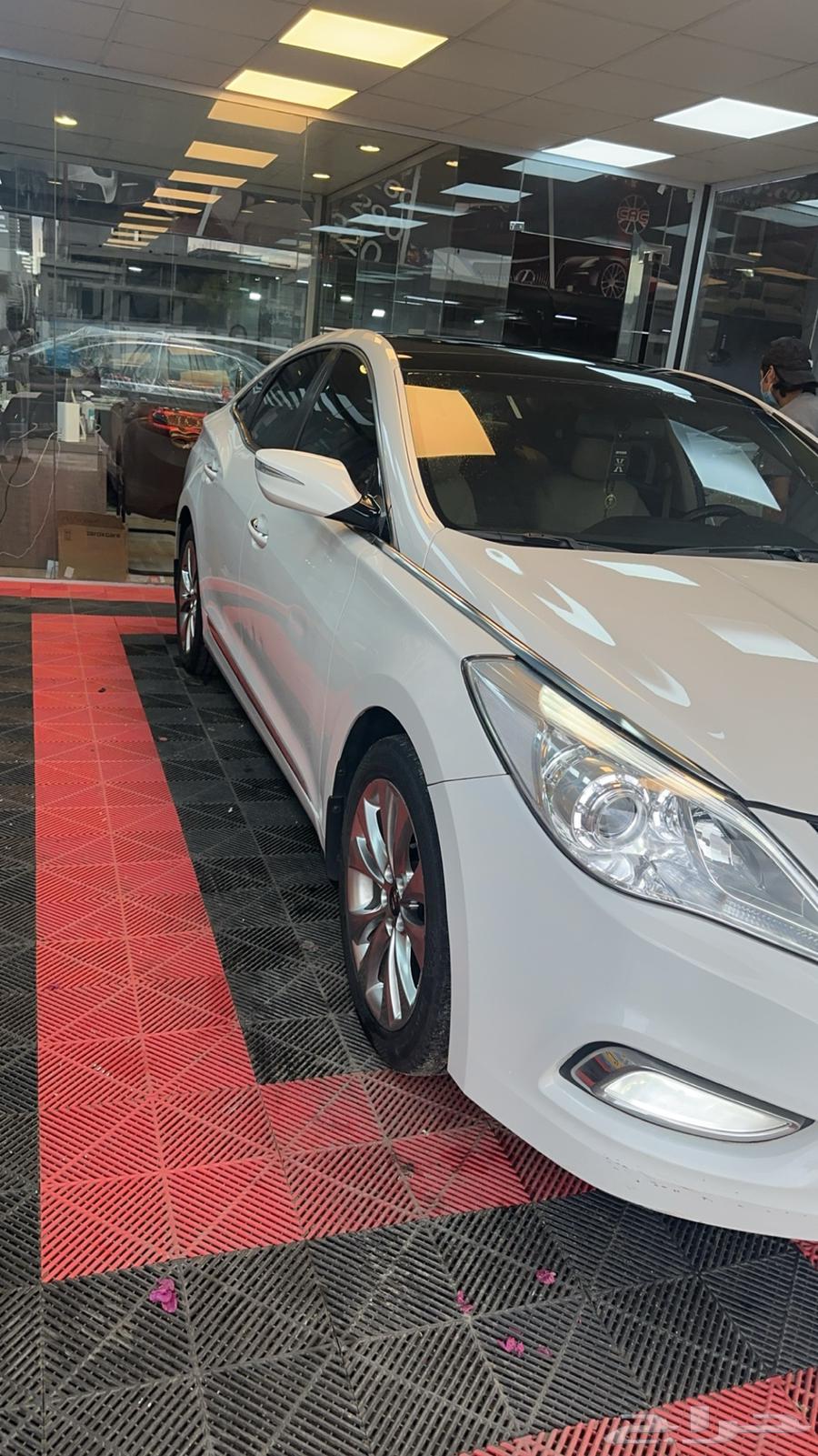 ازيرا 2013 V6 نص فل64428738676226112