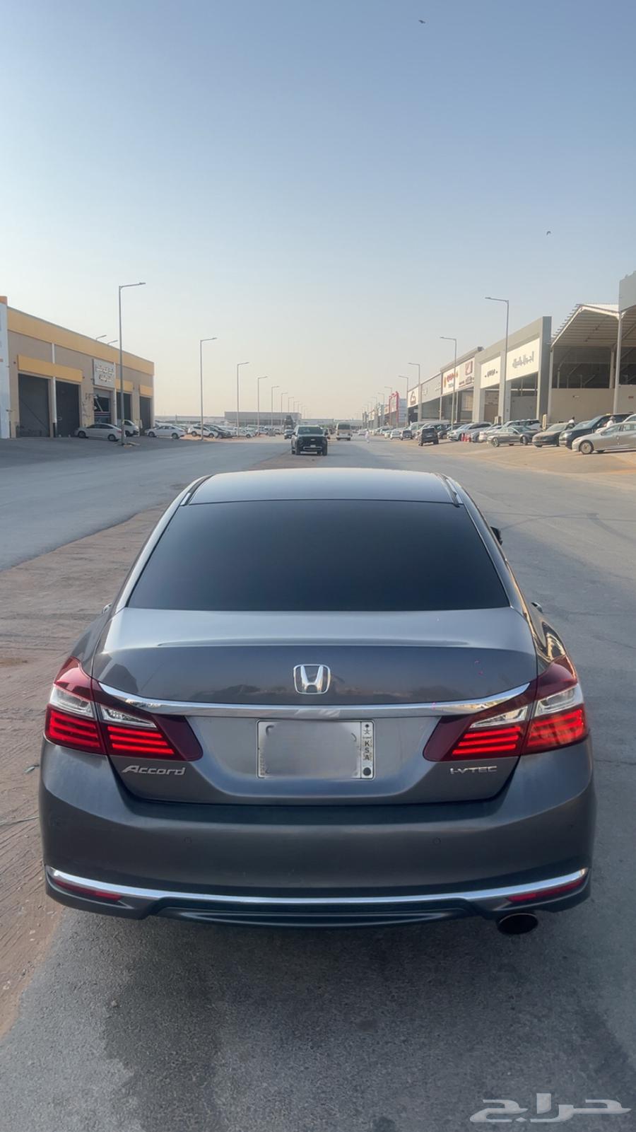 2017 Accord, first owner, 30,000 km64431726284931113