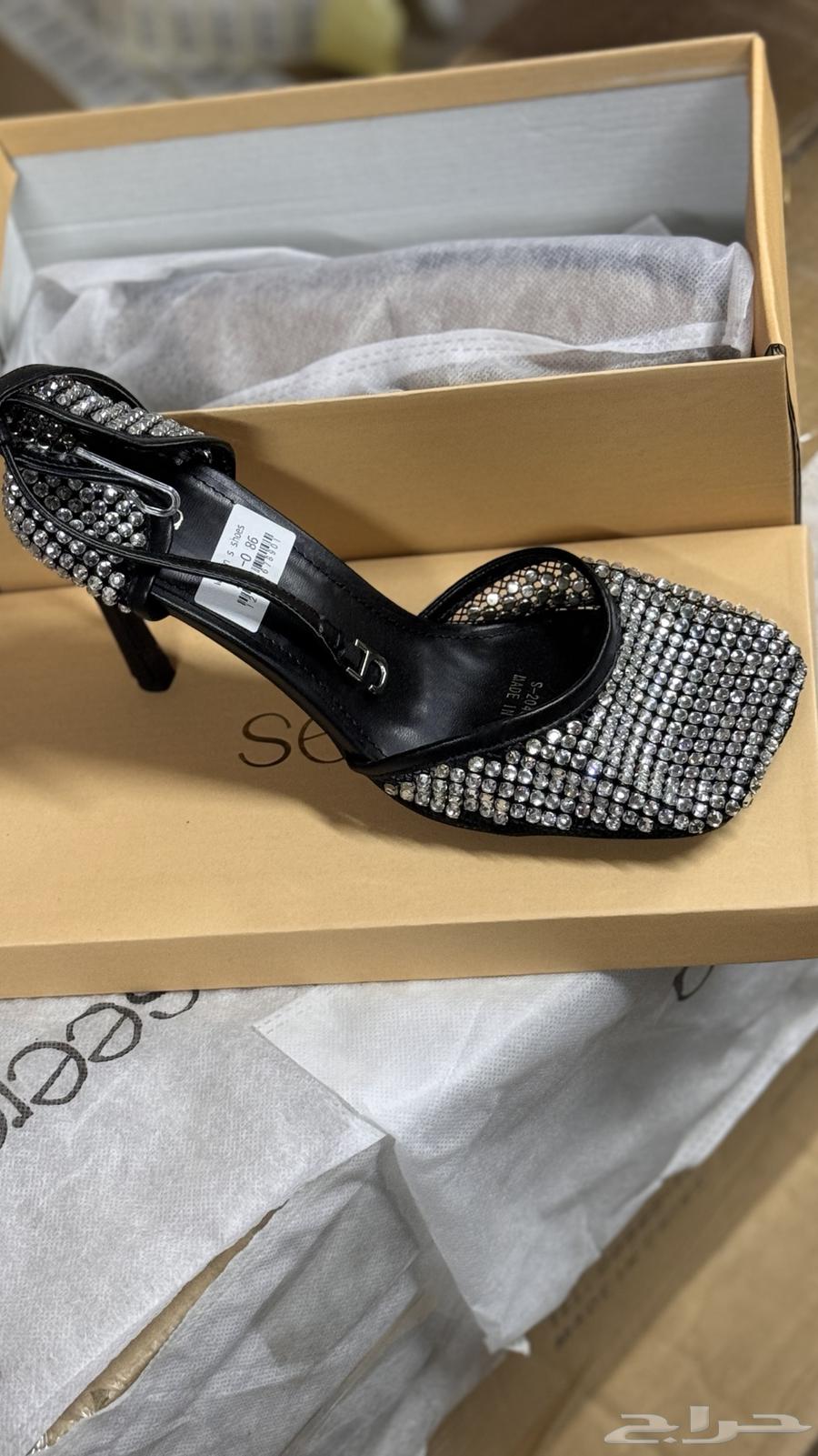 Take all your stock, one company 750 cartons means 750 dozen, the dozen from 1264427277433730110