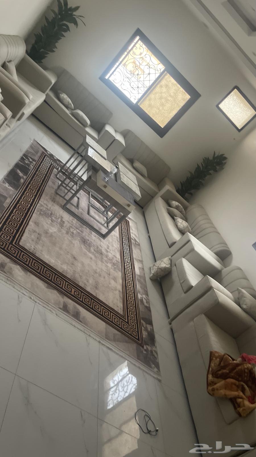 أثاث شقه شبه جديد للبيع كامل64251891029121110