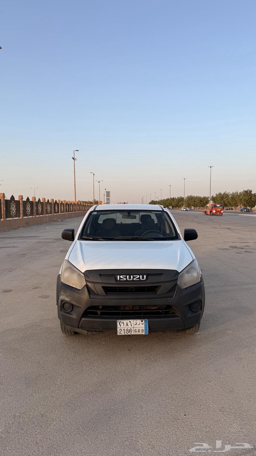 Isuzu 202064436749343618111