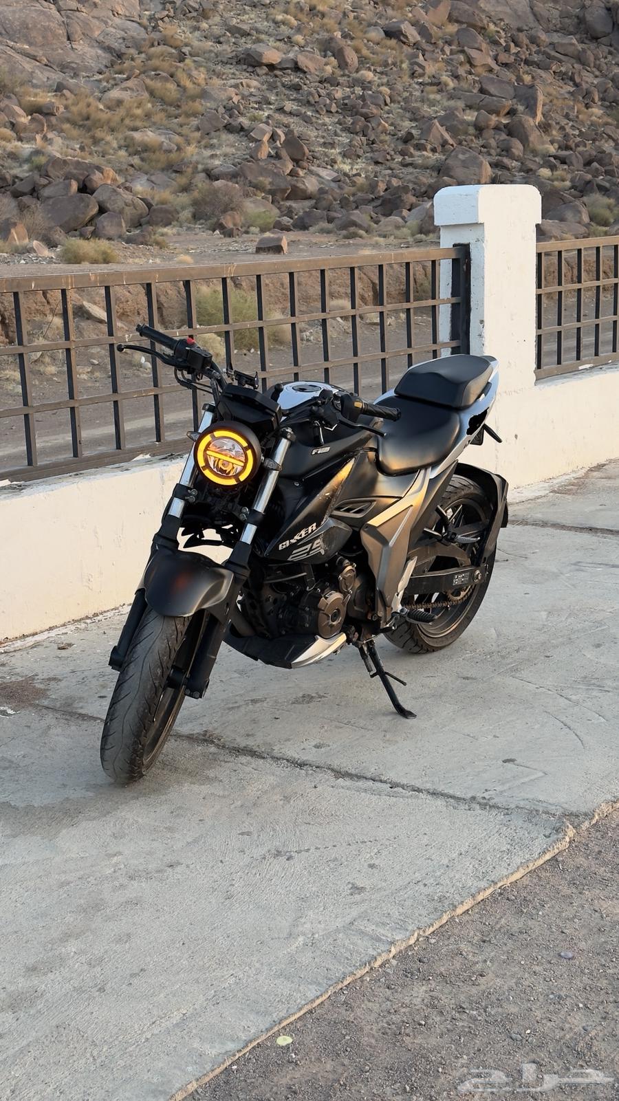 دباب ريس سوزوكي 250 ستريت فايتر64429762117505110