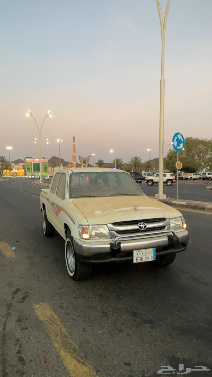 للبيع هايلكس 200364438431830145111