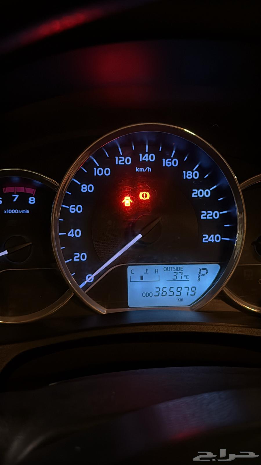 كورولا 2017 ابيض للبيع64433417708929114