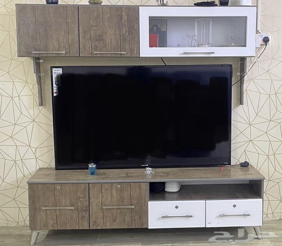 مكتبة تلفزيون و طاولة للبيع64294835004033110