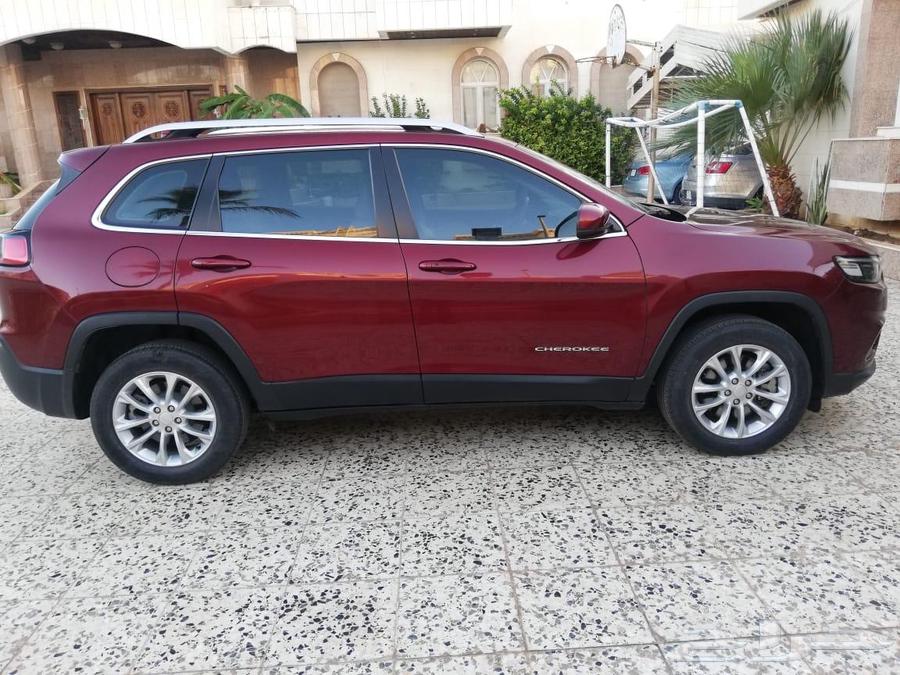 للبيع جيب شيروكي 201964436226085507113