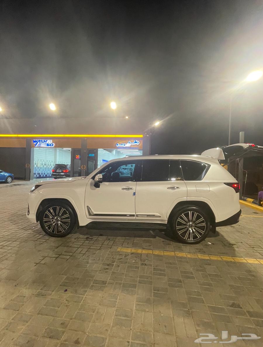 جيب لكزس 2024 ماشي 3000 مشروط بدي ومحركات64431197078785112