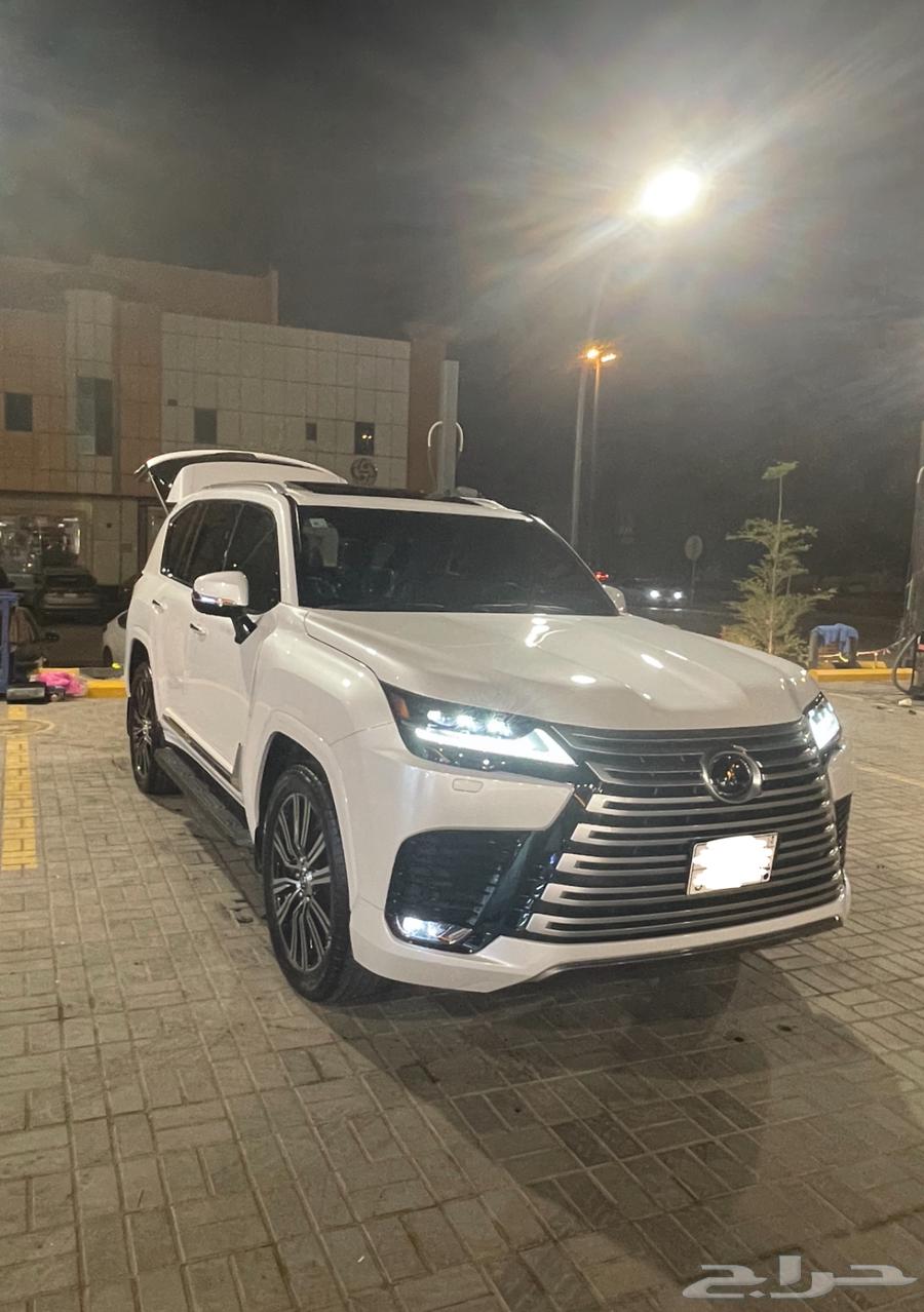 جيب لكزس 2024 ماشي 3000 مشروط بدي ومحركات64431197078785111