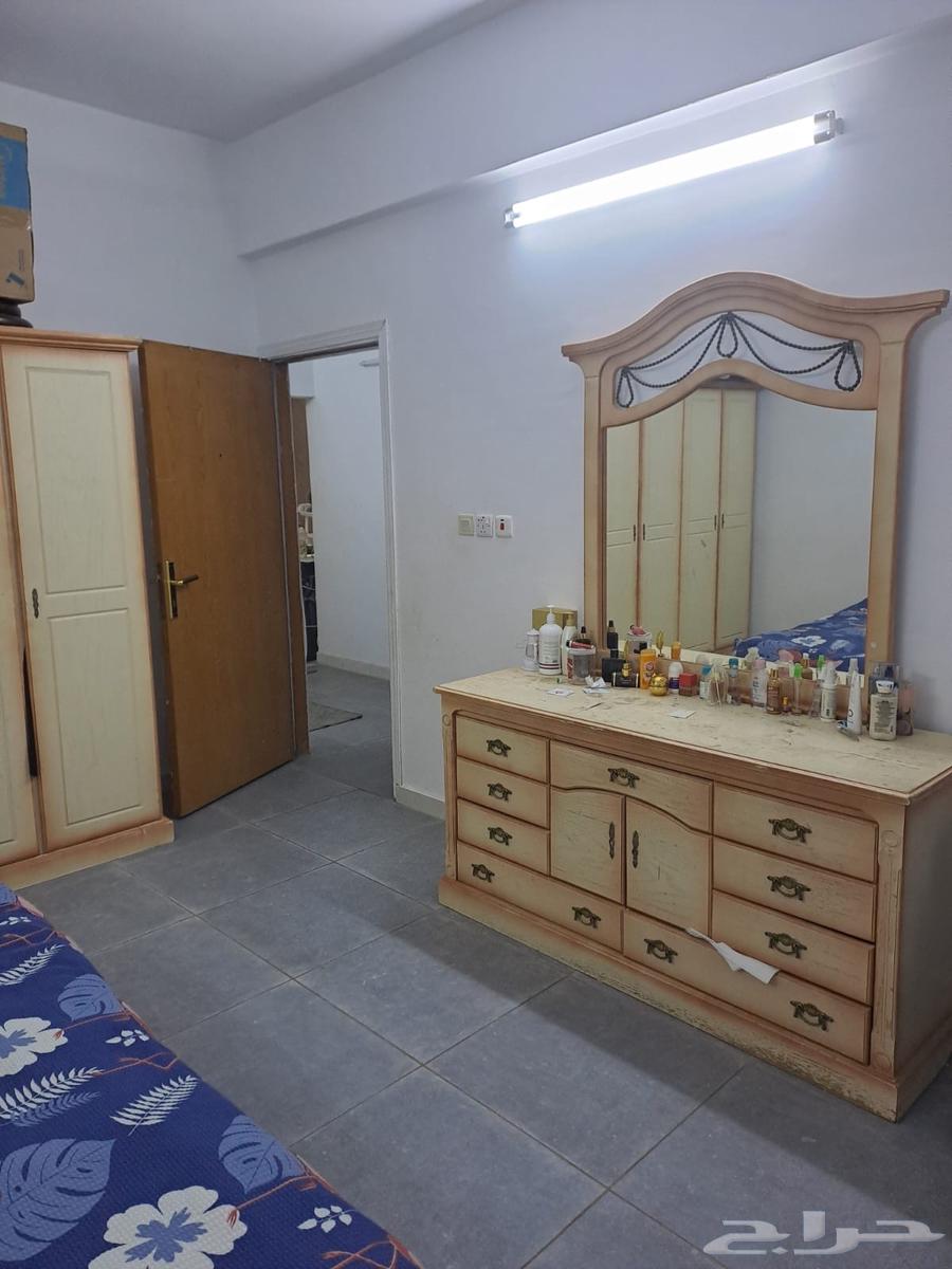 للبيع عفش شقة كامل64302308123521114