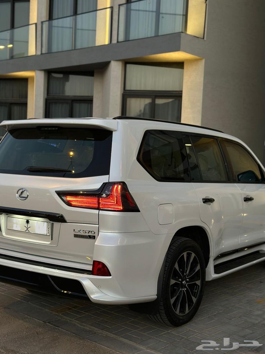 2020 Lexus Black Edition LX 570 Nearly Agency Condition Very Clean64436816481281112