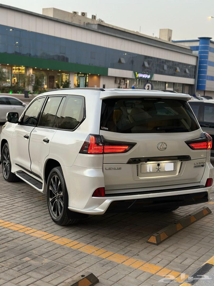 2020 Lexus Black Edition LX 570 Nearly Agency Condition Very Clean64436816481281113