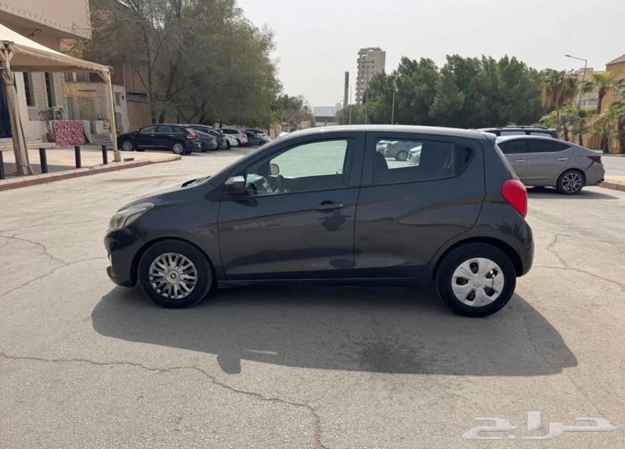 Riyadh64439842849027111