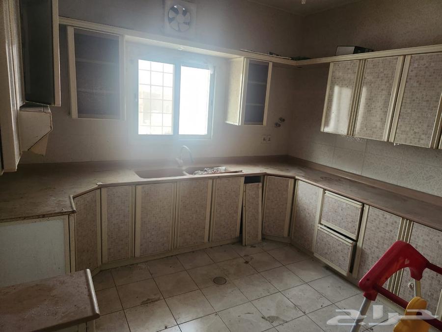 مطبخ مستخدم كبير بحالة جيده ب1500ريال وقابل لتفاوض64295032928770110