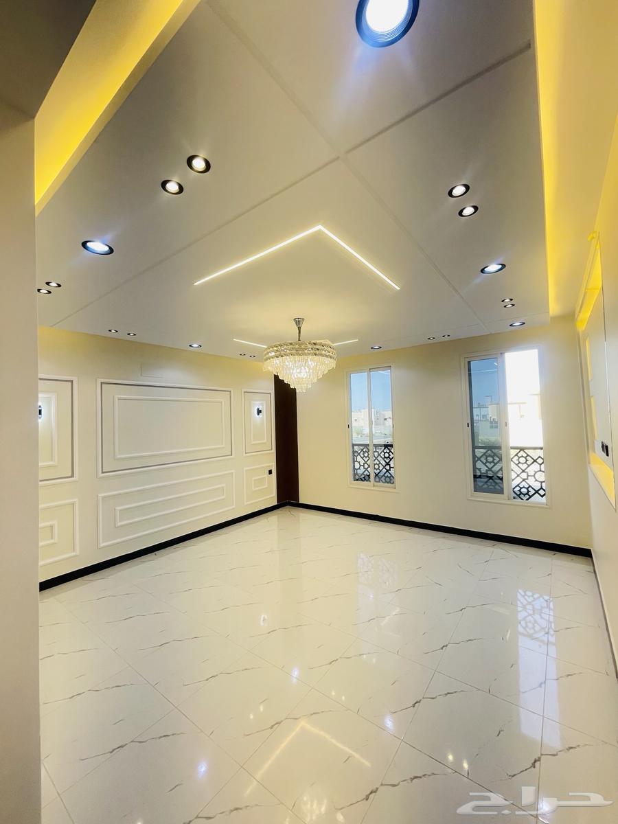 Apartment for sale, upper floor with rooftop, prime location amidst services63613600724737114