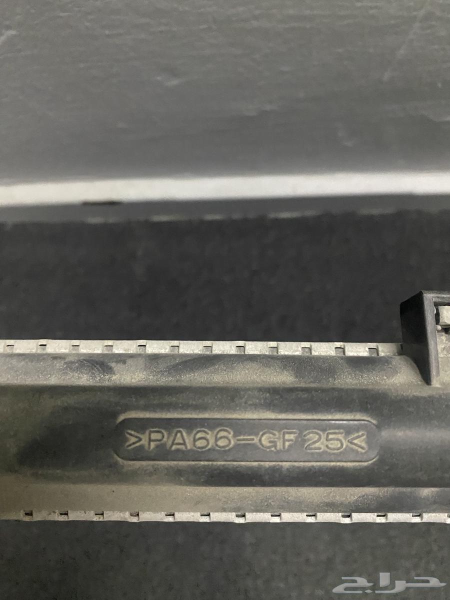 For sale radiator for 2000 model Camry four cylinder with manual transmission64429330737793112