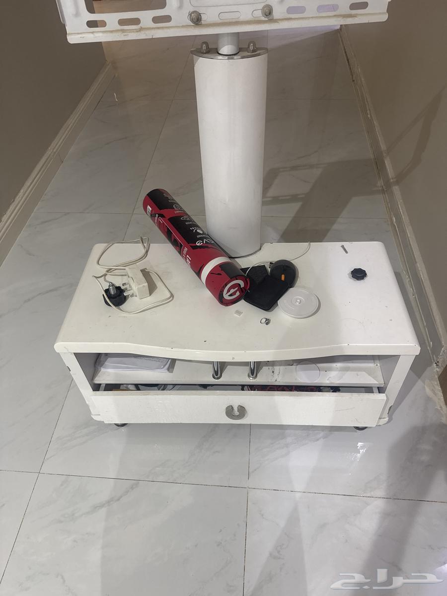 A screen from KMC company64436937018753113