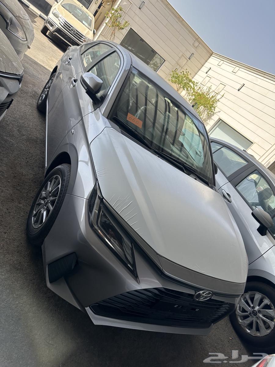 يارس استاندر Y لون فضي موديل 202664431305041154112