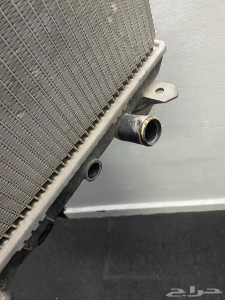 For sale radiator for 2000 model Camry four cylinder with manual transmission64429330737793113