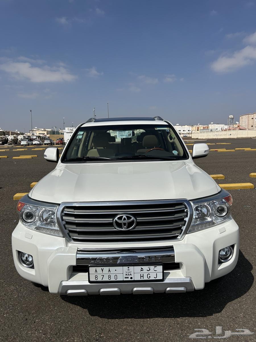 جيب تايوتا سعودي GXR لاند كروزر 2015 فل كامل64428403156353111