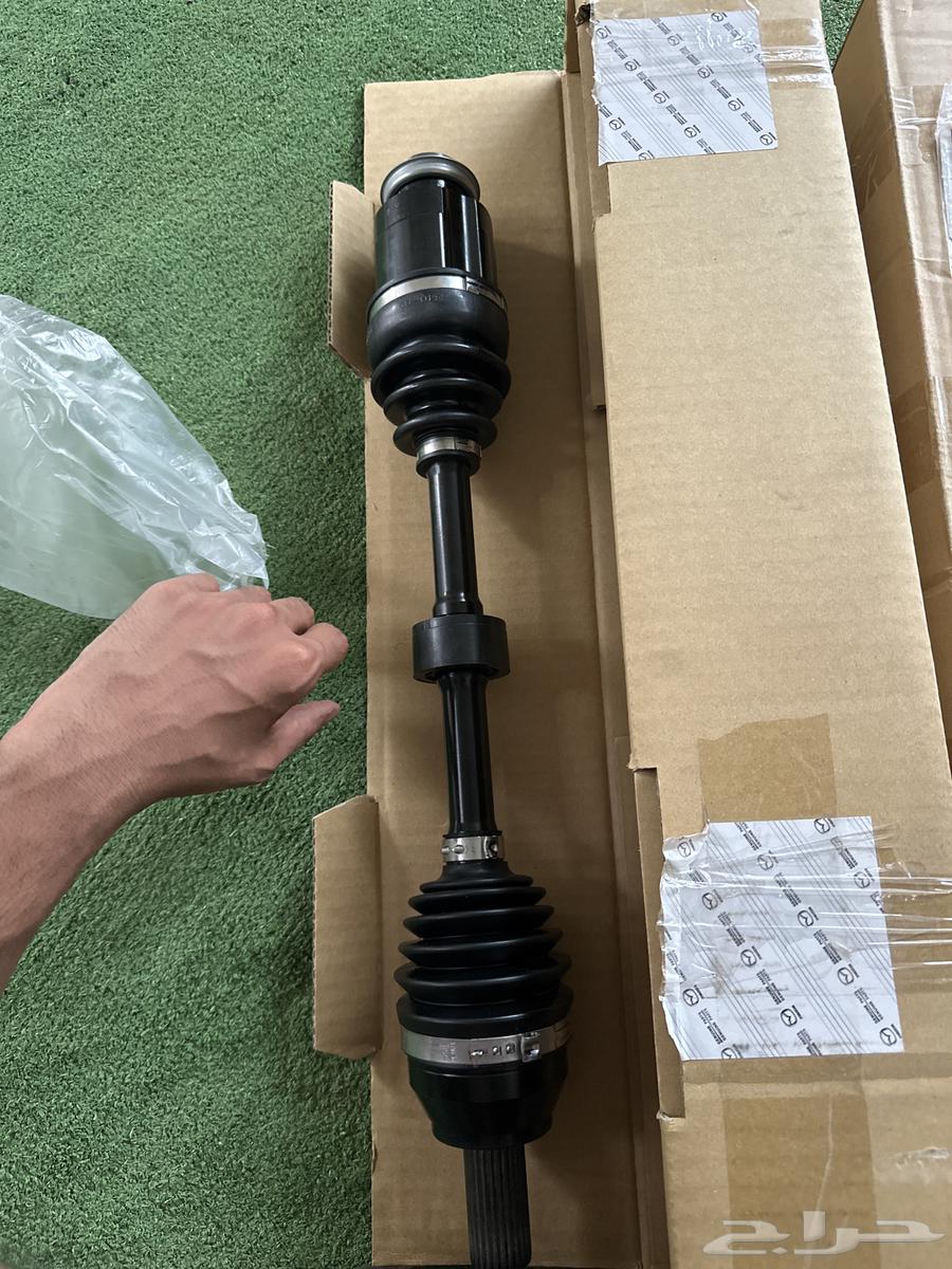 Front right mirror and engine head cover for Mazda 2 car64433646319874113